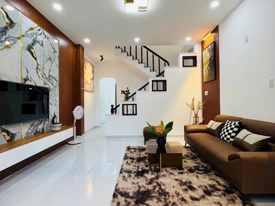 Bán nhà vị trí bên hông siêu thị go vĩnh điềm trung, tp nha trang đường xe hơi 7 chỗ thông 2