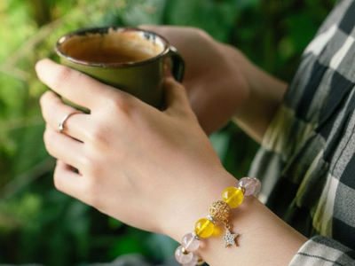 Manifest cách thu hút may mắn hiệu quả 0