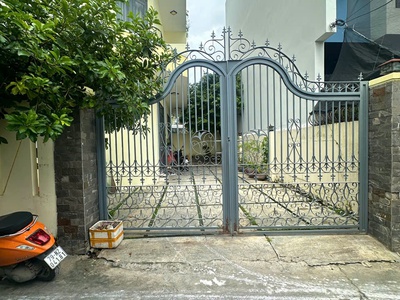 Nhà 3 tầng kiên cố gần kđt vĩnh điềm trung   sân đậu 2 ô tô   giá tốt 4.5 tỷ 1