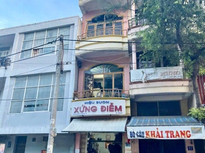 Bán nhà 4 tầng 1 tum vừa ở vừa kinh doanh mặt tiền đường tháp bà, nha trang. 1