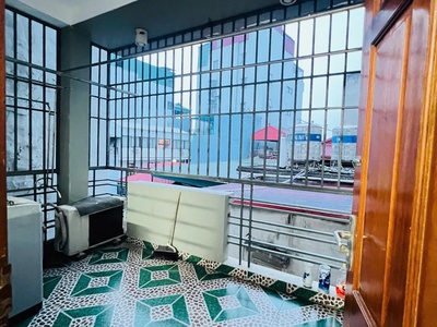 Cho thuê nhà riêng Ngõ 59 Phạm Văn Đồng, 30m x 5 tầng, nhà mới, ở kết hợp kinh doanh 1