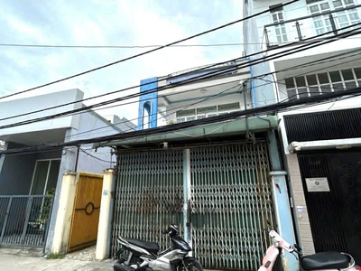 Bán đất tặng nhà 2 tầng Kiến cố Hoàng Diệu. Đà Nẵng, ngang 6.5m, nở hậu, giá cực tốt 0