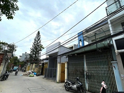 Bán đất tặng nhà 2 tầng Kiến cố Hoàng Diệu. Đà Nẵng, ngang 6.5m, nở hậu, giá cực tốt 1