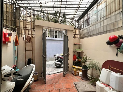 Chính chủ bán nhà số 6/175 Thịnh quang Đống Đa 50m2 4 tầng 4 ngủ nhỉnh 13 tỷ. 4