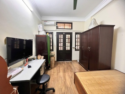 Chính chủ bán nhà số 6/175 Thịnh quang Đống Đa 50m2 4 tầng 4 ngủ nhỉnh 13 tỷ. 8