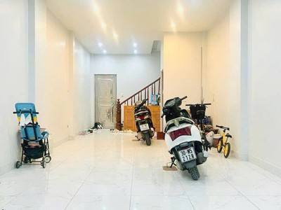 Bán nhà lô góc phố Trần Quý Cáp, Đống Đa, phân lô, ô tô tránh 5 tầng 45m2 giá 15.9 tỷ 0