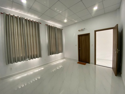 Chính chủ cần bán căn nhà xây kiên cố 1 trệt 1 lầu mới 100 cách mặt tiền đường TL10 chỉ 30m, Phường 11