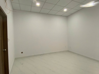 Chính chủ cần bán căn nhà xây kiên cố 1 trệt 1 lầu mới 100 cách mặt tiền đường TL10 chỉ 30m, Phường 12