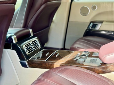 Đổi xe chính chủ cần bán xe RR bản Vip 4 chỗ nội thất nguyên rin mới tinh. 4