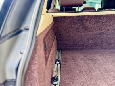 Đổi xe chính chủ cần bán xe RR bản Vip 4 chỗ nội thất nguyên rin mới tinh. 7