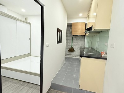 Bán nhanh căn 2PN TT Cơ Khí Hà Nội  đối diện ROYAL CITY . Gía 3,39 tỷ 2