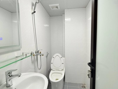 Bán nhanh căn 2PN TT Cơ Khí Hà Nội  đối diện ROYAL CITY . Gía 3,39 tỷ 3