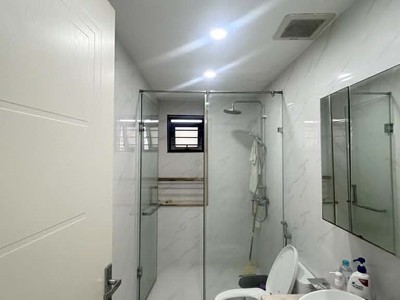 Bán nhà cách hồ Phương Mai 20m 65m2 7T thang máy MT rộng Ngõ thông ô tô Kinh doanh đỉnh 2x tỷ 5