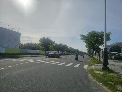 Bán lô đất đường Phan Tòng, khu biển Tân Trà, Ngũ Hành Sơn, Đà Nẵng 0