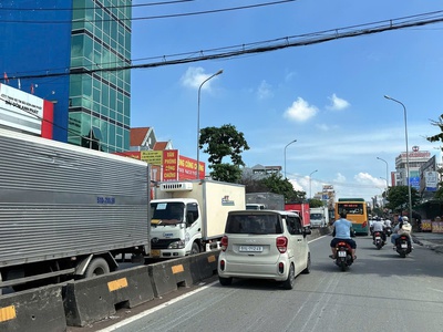 Bán tòa nhà vp 8 tầng 2 hầm ngang 18m mtkd hà huy giáp 471m2 nối dài nguyễn oanh 100 tỷ. 0