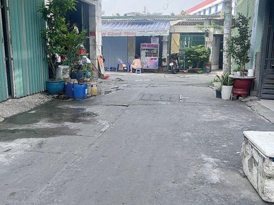 Đừng bỏ lỡ nhà 1 tầng hẻm kênh tân hóa tân phú 96m2, 2pn, sổ hồng, giá hời, gọi ngay 2