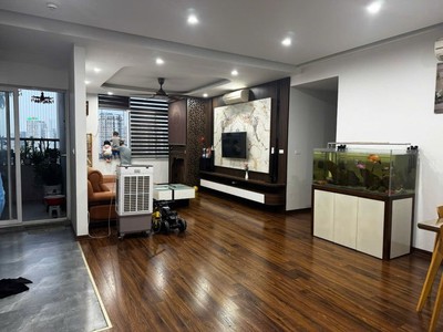 Chung cư mới   full nội thất  view cầu nhật tân   hàng xóm sunshine riverside   130m2 1