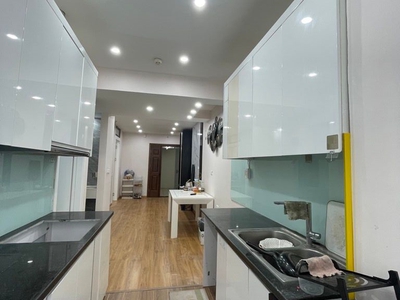 Chỉ 4,x tỷ sở hữu chcc 2pn 1wc trung tâm cầu giấy - toà mới bàn giao,nội thất sẵn 46.1m2. 1