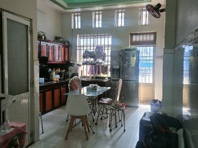 Chủ định cư mỹ bán gấp   nhà 2 tầng đẹp, xe hơi ngủ trong nhà   gần võ văn ngân   chỉ 17 tỷ 2