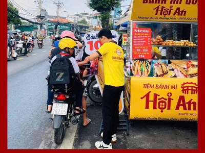 Chính chủ cần sang nhượng tiệm bánh mì que hội an 1