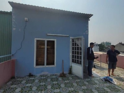 Chủ định cư mỹ bán gấp   nhà 2 tầng đẹp, xe hơi ngủ trong nhà   gần võ văn ngân   chỉ 17 tỷ 3