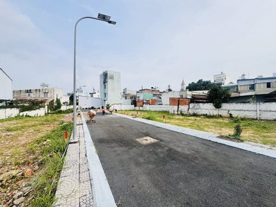 1.280m  giá 145 tỷ   113.3tr/m     đã tách 16 nền   đất đầu tư bình trưng đông, quận 2 3