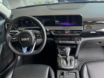 Kia New Seltos 2025 ngập tràn ưu đãi giảm giá cuối năm 2