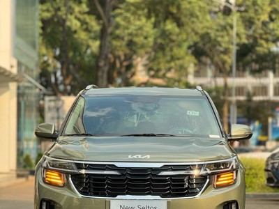 Kia New Seltos 2025 ngập tràn ưu đãi giảm giá cuối năm 0