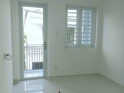 Bán gấp nhà 2 tầng trường thọ 39m  giá 3,7 tỷ   sổ hồng riêng, gần ga metro bình thái 3