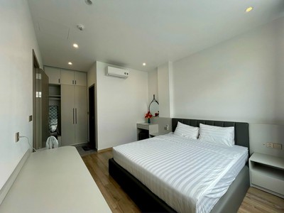 Cho thuê căn hộ 2PN xịn xò tại Vinhomes Marina 6