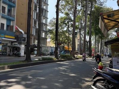 Bán nhà lô góc 2 mt hẻm nguyễn chí thanh - lý thái tổ, 3,4x10m, cấp 4, tiện xây, 5,5 tỷ. 2