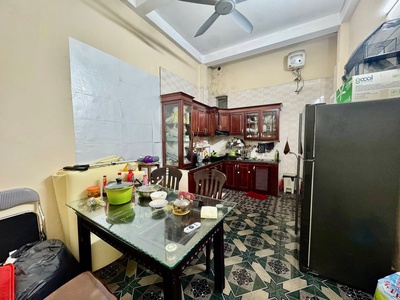 Bán nhà nguyễn đình chiểu, 91m2, 5 tầng, nhỉnh 23 tỷ, phù hợp kinh doanh cà phê, spa 0