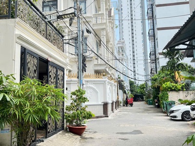 Nhà đẹp   giá tốt   chính chủ cần bán căn nhà nằm kế bên khu lacasa tại phường phú thuận, quận 7 1