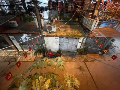 Bán nhà tập thể tầng 2 cầu giấy dt 120m giá 5,350 tỷ 2 mặt ngõ,full nội thất 2