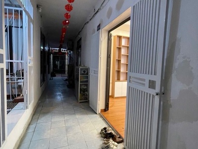 Bán nhà tập thể tầng 2 cầu giấy dt 120m giá 5,350 tỷ 2 mặt ngõ,full nội thất 3