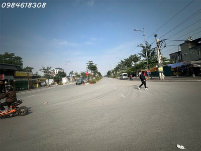 Bán đất 105m2 cạnh vin hàm nghi giá 35 tỷ 0