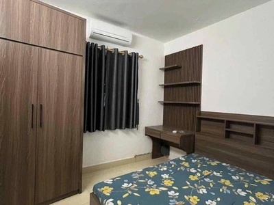 Bán nhà hồng mai 5 tầng long lanh ô tô tránh kinh doanh hai bà trưng 4