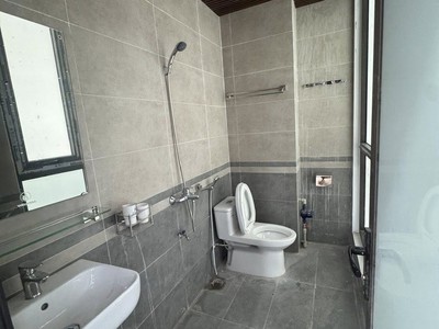 Bán Tòa Nhà Víp Nhất - Trịnh Văn Bô. Lô Góc 3 Mặt. 4