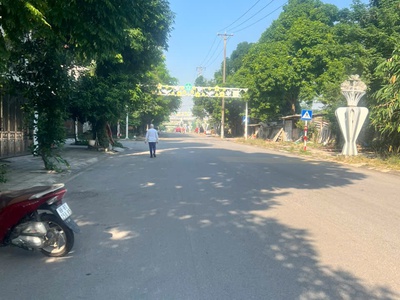 Bán ô đất mặt phố Trần Khánh Dư, Đống Đa, Vĩnh yên, Vĩnh Phúc. Giá chỉ 5,8 tỷ 2