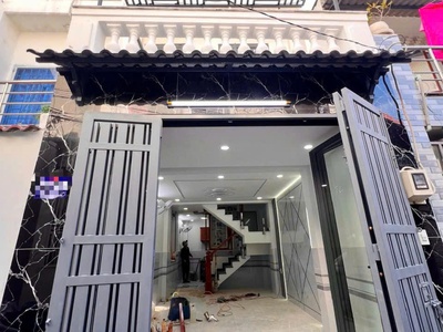 Nhà mới 1 lầu giá bèo vị trí đẹp ngay siêu thị metro q12 0