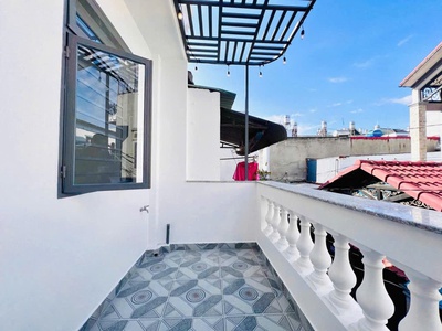 Nhà mới 1 lầu giá bèo vị trí đẹp ngay siêu thị metro q12 6