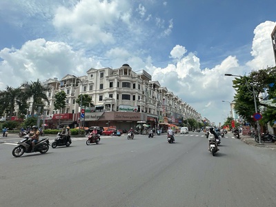 Sốc nhà mtkd ngang 4.2m kd đỉnh 48m2 nguyễn văn lượng view lotte mart chỉ 10 tỷ. 0