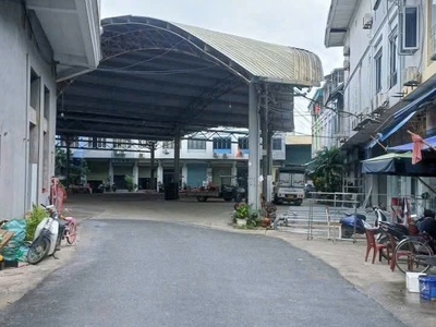 đón sóng chuyển chợ liên phương, bên em có 2 căn shophouse 3 tầng 2