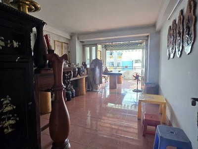 mặt tiền kinh doanh bình thọ 2 mặt tiền trước sau chính chủ lâu đời lệch tầng nhiều phòng 1