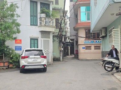 Bán nhà vị trí đẹp - khu lõi - hàng siêu hiếm - phải thật nhanh tay - ngọc lâm, long biên 2