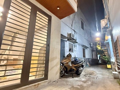 Tân kỳ tân quý, tp-hẻm xe tải sát nhà- dtsd 50m2- 2tầng btct 2pn- nhỉnh 3 tỷ 1