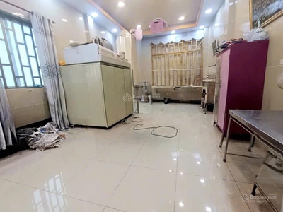 Bán nhà cầu nguyễn văn cừ cung đường sầm uất dương bá trạc -3 tầng -4.5x14m-nhỉnh 8 tỷ 3