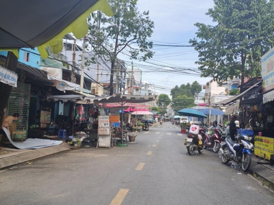 Mặt tiền kd ngang 7x18m - ngay chợ phạm thế hiển quận 8 - nhà cũ tiện xây mới, nhỉnh 11 tỷ 2