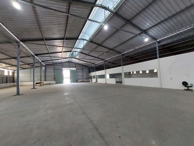 Cho thuê kho, nhà xưởng 300M2, 560M2 và 1000M2 tại Liên Chiểu, đường Container giá từ 15 triệu 1