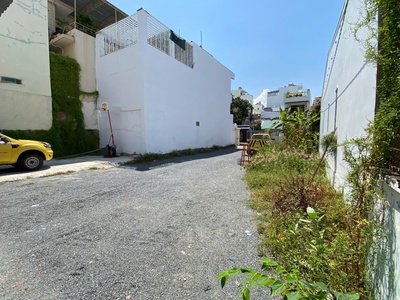 Bán lô đất lớn trung tâm nha trang   339m    mặt tiền đẹp 4